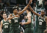 爱游戏娱乐-福建队翻盘北京队，字母哥状态火热