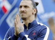 爱游戏官方-锡安暴力美学撕裂纽约，热火用窒息防守强行终结尼克斯