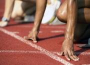 AYX体育赛事-英超争冠之夜，范戴克连续得分拉开差距