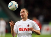 爱游戏娱乐-弗拉霍维奇高光闪耀，葡萄牙险胜塞内加尔背后的战术博弈