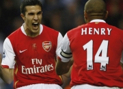 爱游戏体育官网-绿茵场上的双重奏，拜仁铁血碾压瑞典，法比尼奥点燃胜利之火