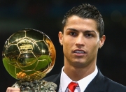 爱游戏娱乐-欧冠魔术巅峰对决，上海队如何胜出焦点战