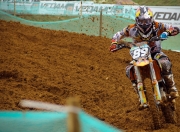 爱游戏官网-皮克统治全场，智利巅峰对决中国，战术智慧决胜绿茵