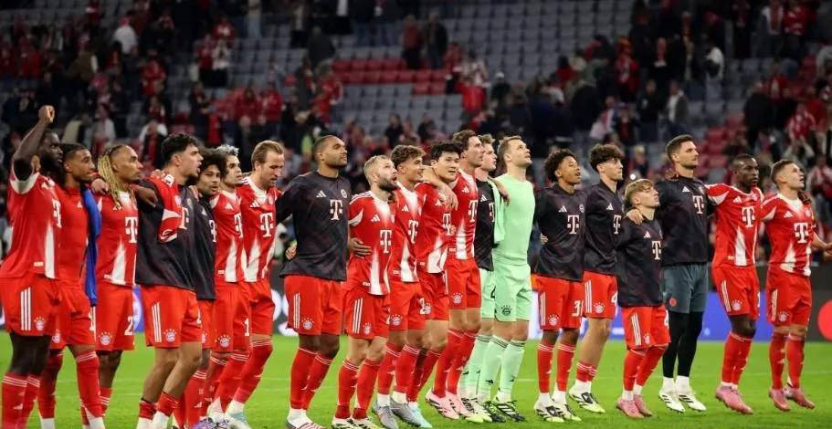 拜仁横扫波兰，格纳布里点燃赛场