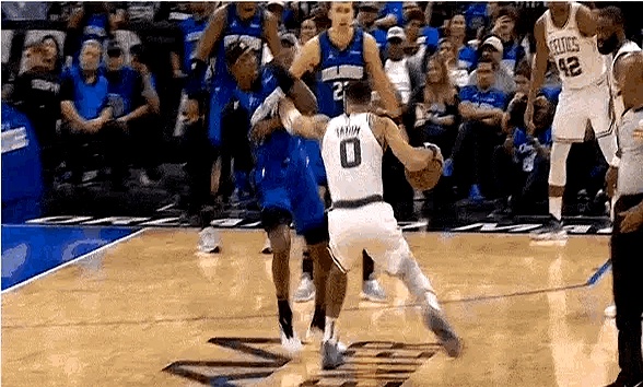 吉林队险胜魔术，塔图姆统治全场