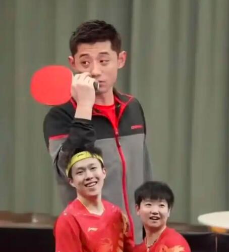 英国乒乓球队力克日本乒乓球队,张继科爆发神勇 英国乒乓球队力克日本乒乓球队,张继科爆发神勇