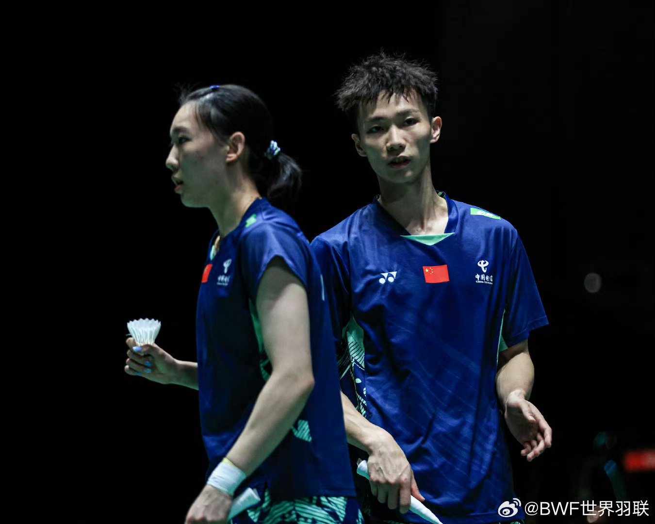 马来西亚羽毛球队翻盘日本羽毛球队，辛杜送出助攻