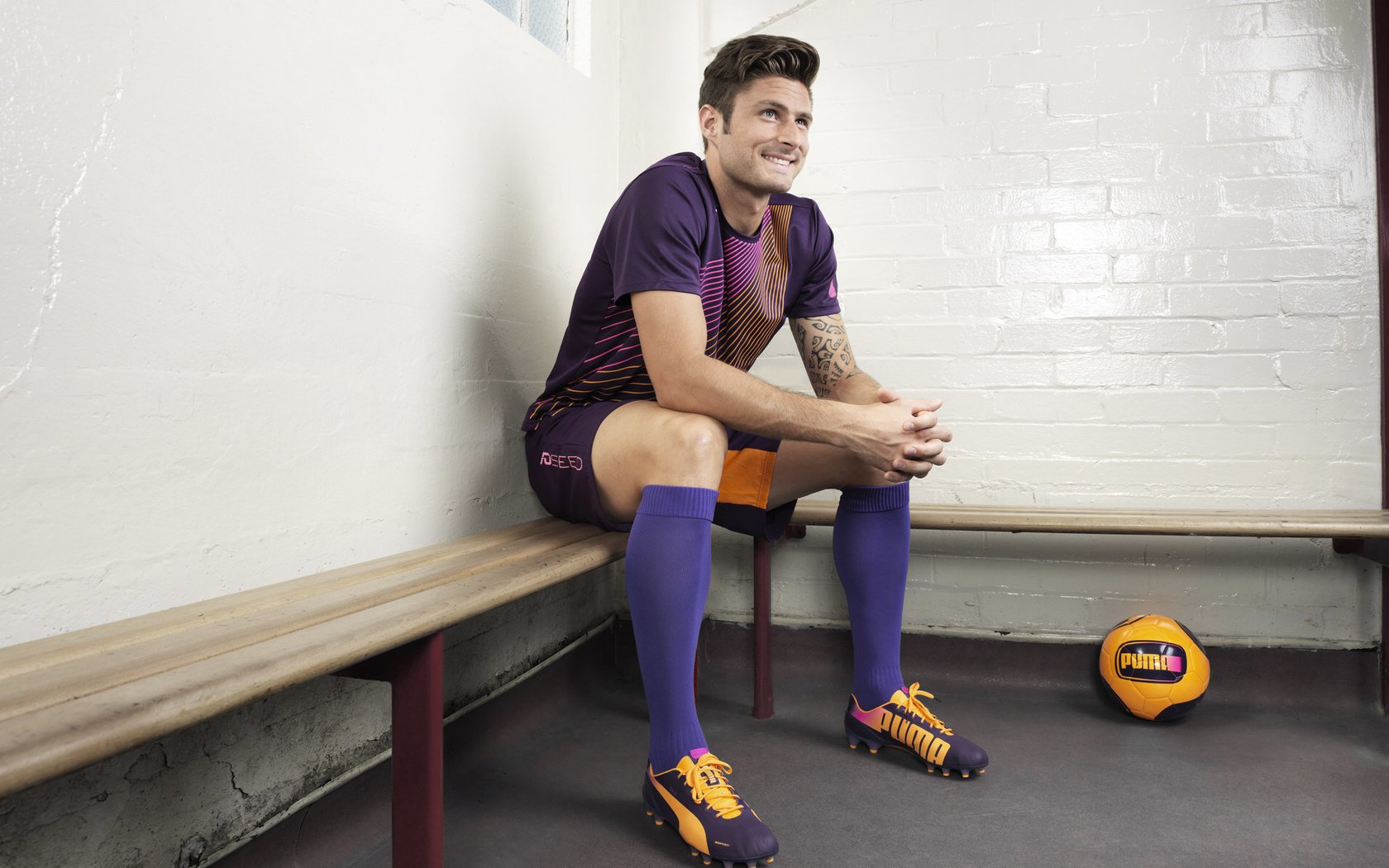 多维度的压制,从芬兰教育反思中国竞争,到阿坎吉世界杯闪耀的启示