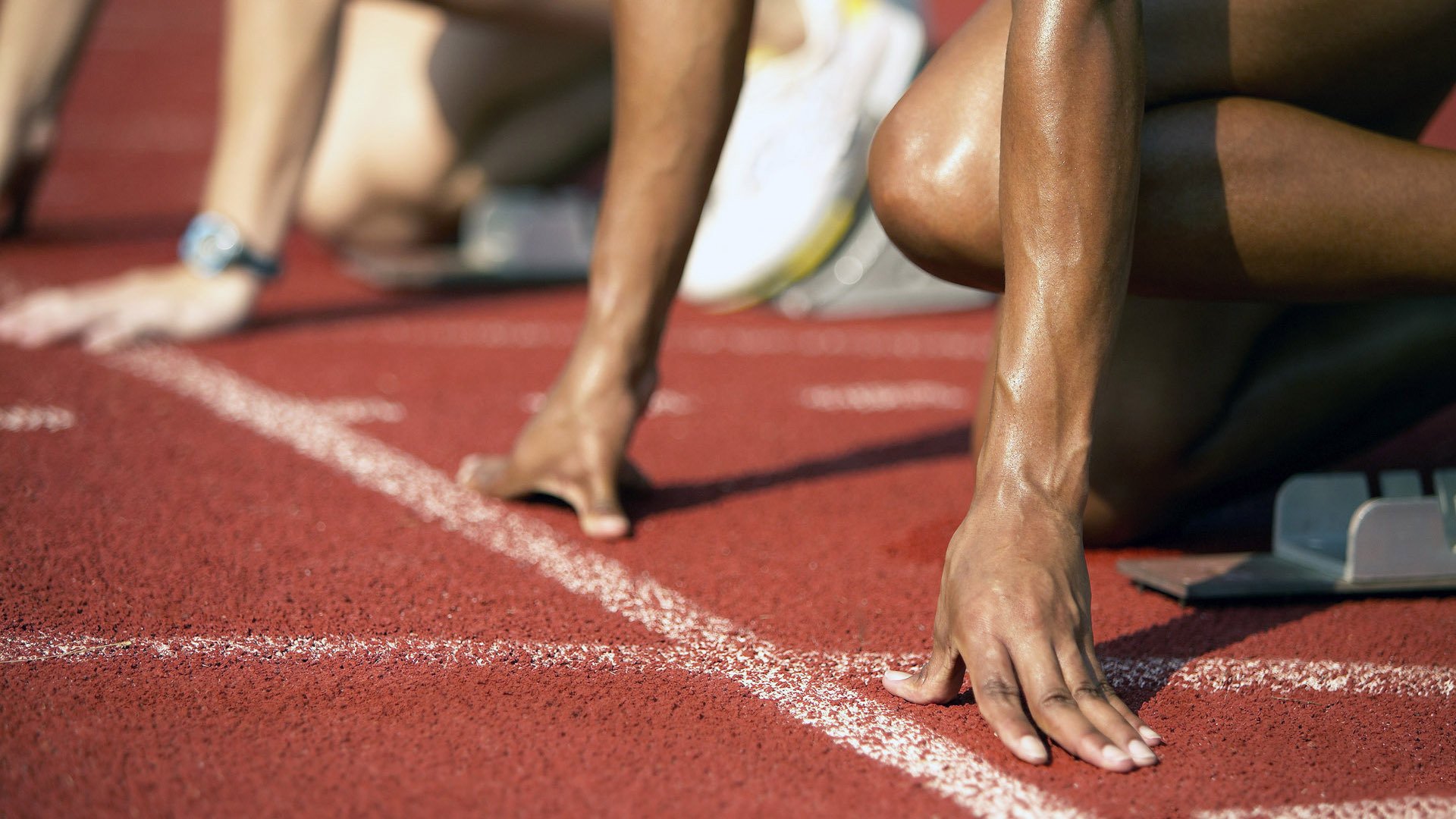 英超争冠之夜,范戴克连续得分拉开差距